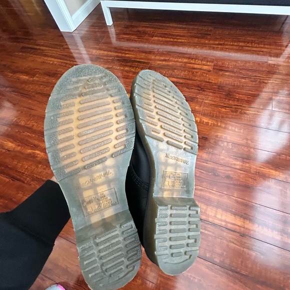 Dr. Martens Black Leather Lace-Up Boots - Picture 10 of 15